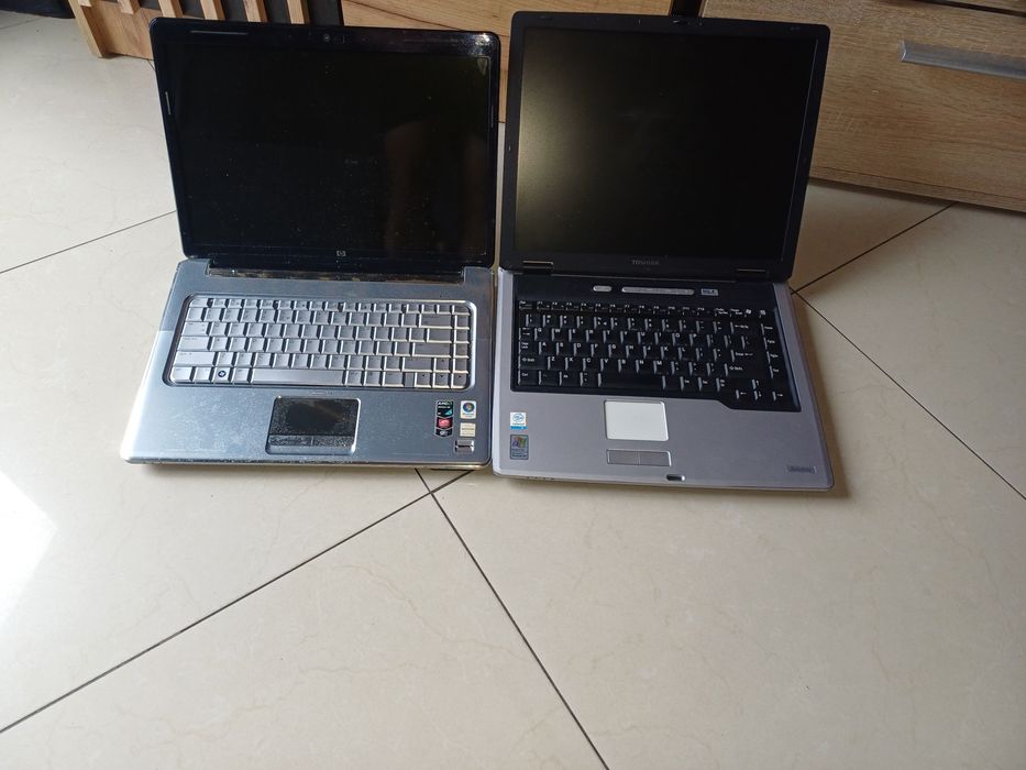 Laptopy 2 sztuki