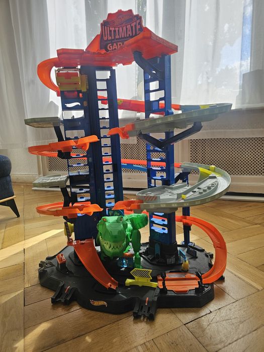 Hot Wheels City Mega Garaż T-Rexa GJL14