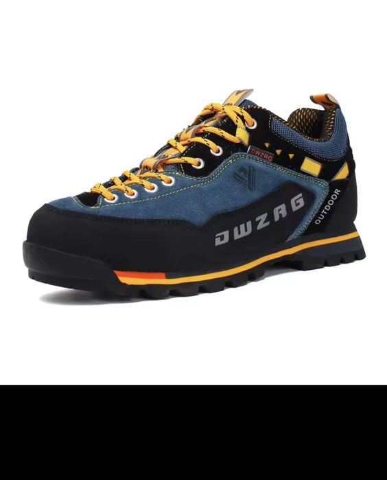 Nowe buty trekkingowe DWZRG R44 twarda podeszwą typu Vibram