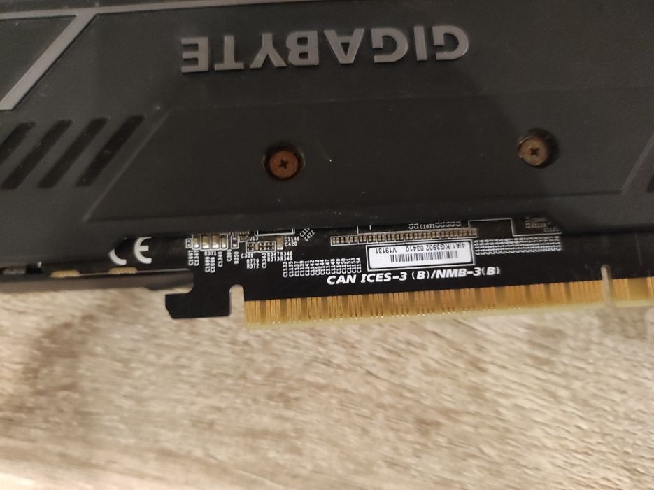 Placas gráficas para reparação GTX 1660/R9 380