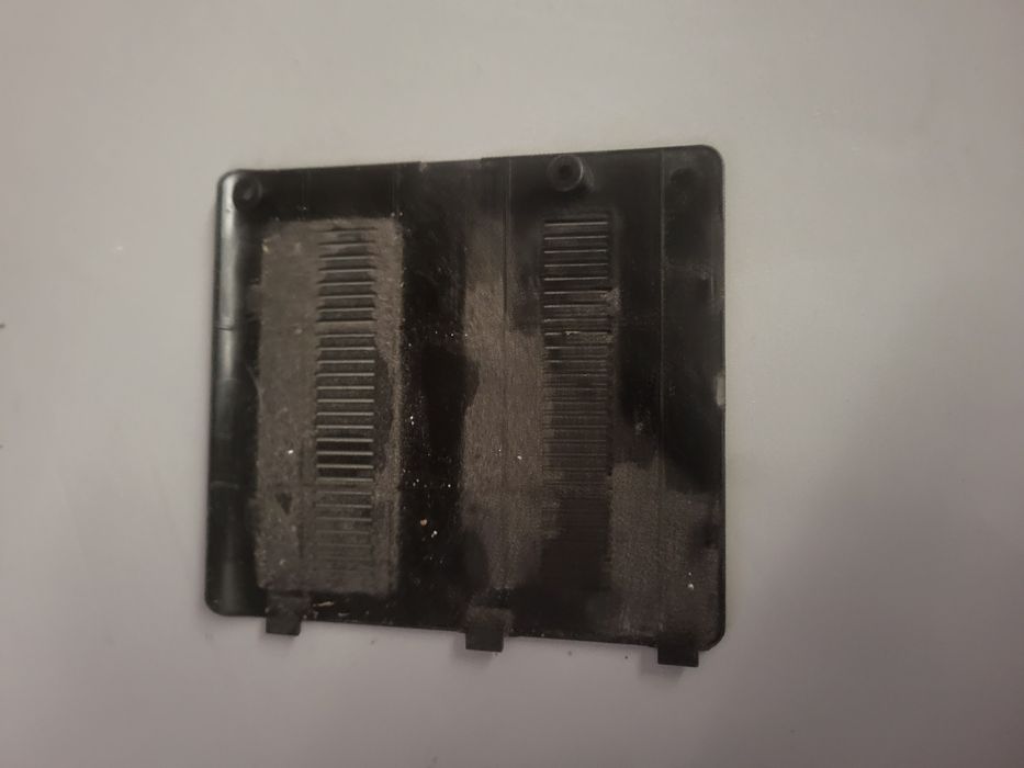 Sprzedam zaślepka od Pamieci Ram do Laptopa Samsung R530