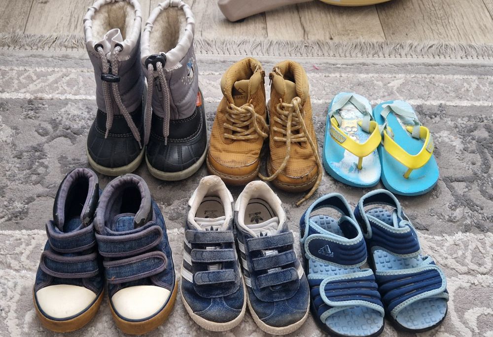 Пакет обуви на мальчика 6 пар 450 грн