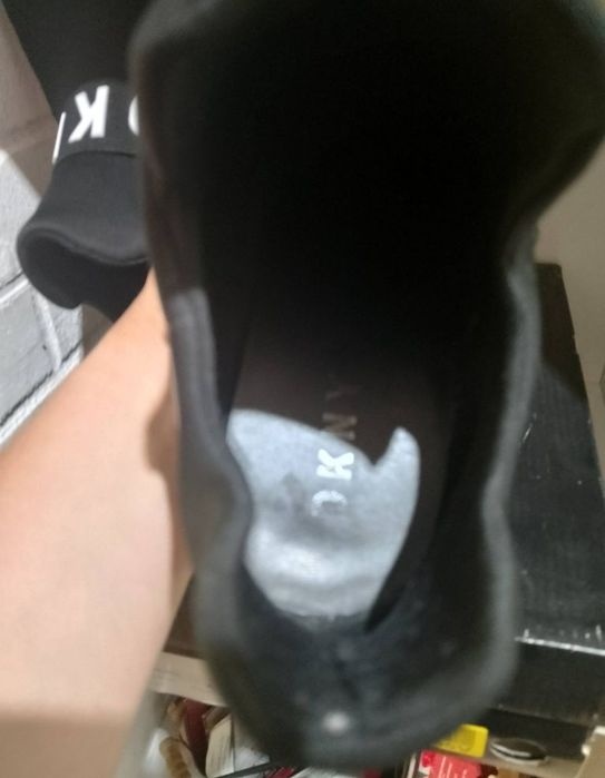 Sneakersy DKNY 42.5