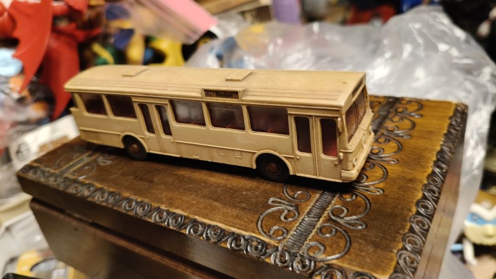 3 modele autobusów Wiking Mercedes-Benz O 305  modele w skali 1:87