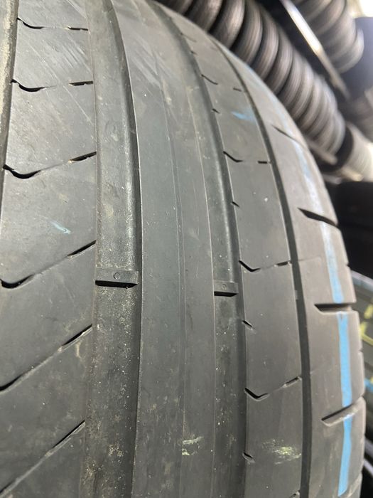 Pneus 275 / 35 R 19 Pirell RFT