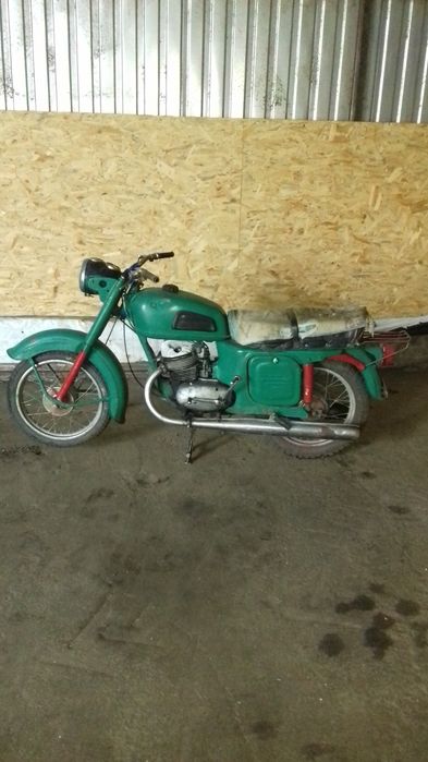 Мотоцикл Восход ковровець