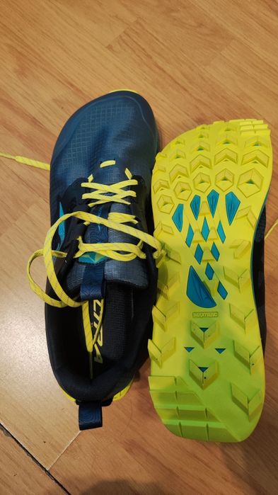 Altra Lone Peak 8