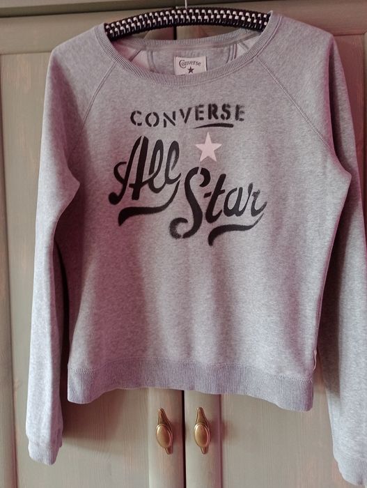 Firmowa bluza z  aplikacją