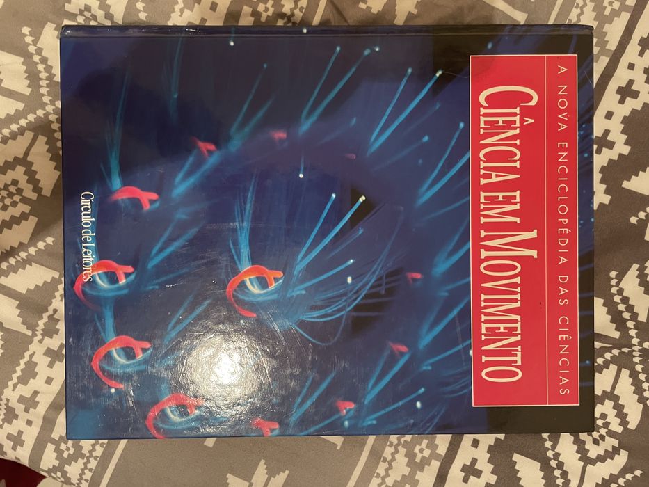 Livros variados cada 10€