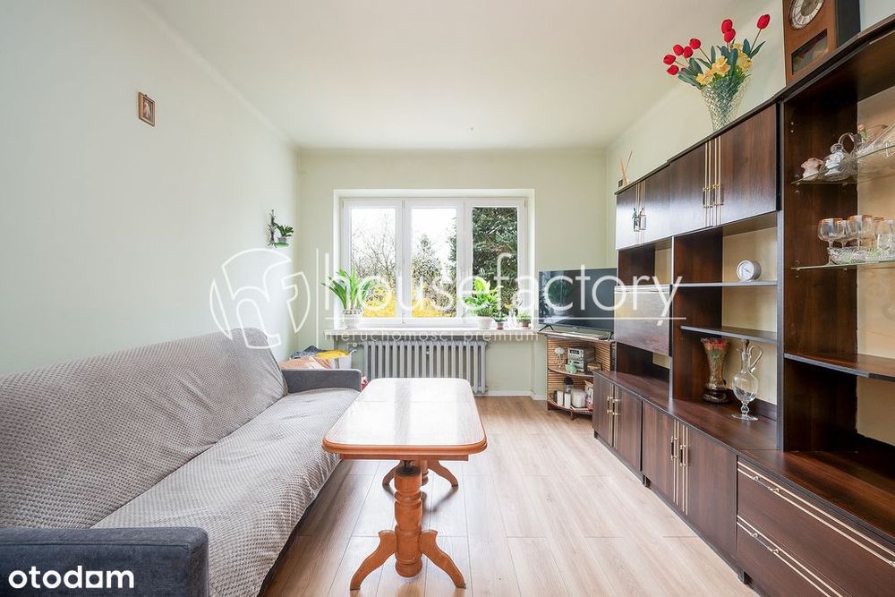 Bliźniak z ogrodem, fotowoltaiką Złotno przy parku