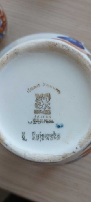 fajansowy dzbanek i 5 kubeczków Włocławek PRL