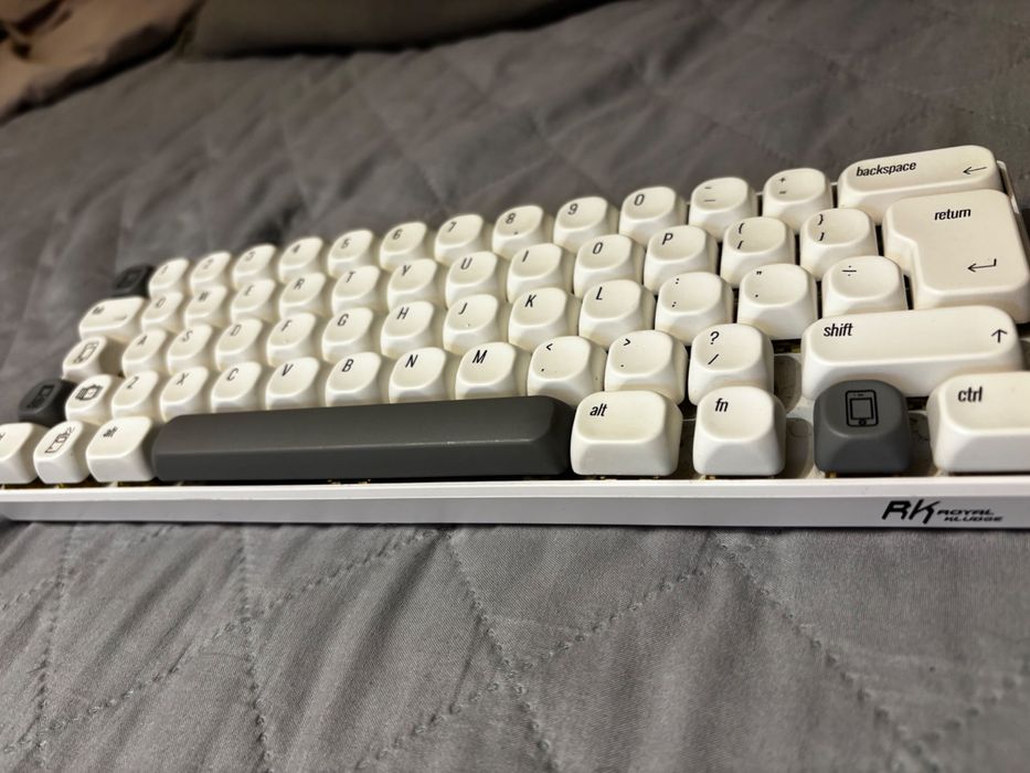 Klawiatura custom Royal Kludge RK61 Akko CS Yellow Creamy V3 60%