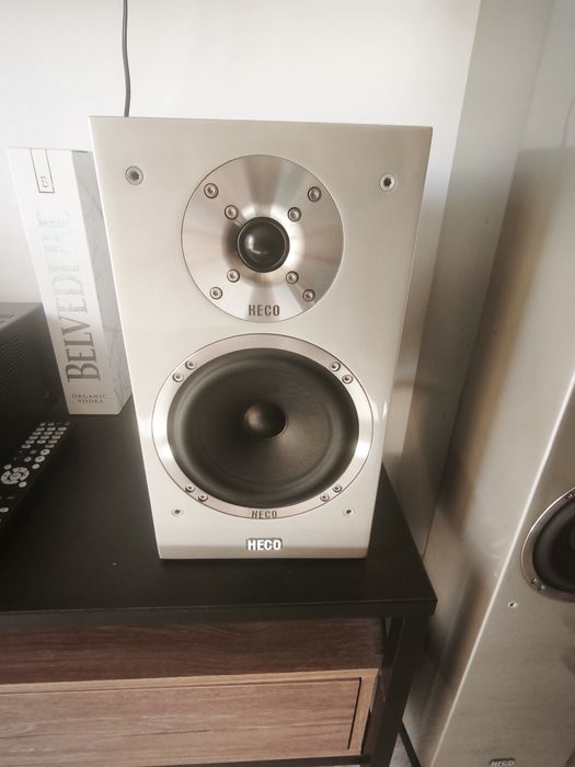 Monitory Heco Celan 300