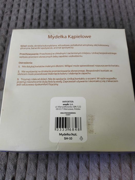 Mydełka kąpielowe. 9 sztuk. Róże z liśćmi, trzy kolory