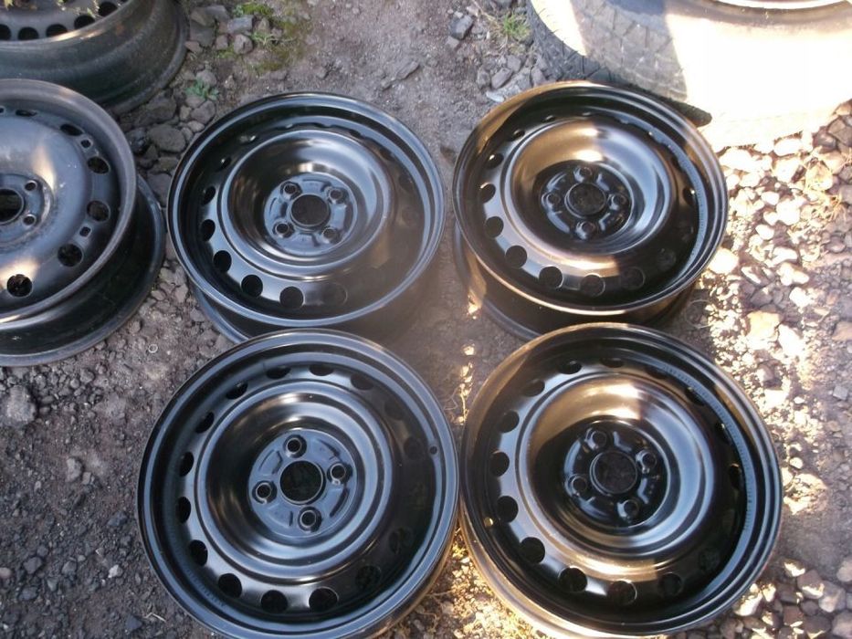 Felgi stalowe Toyota 5 x 15" 4x100 ET 39