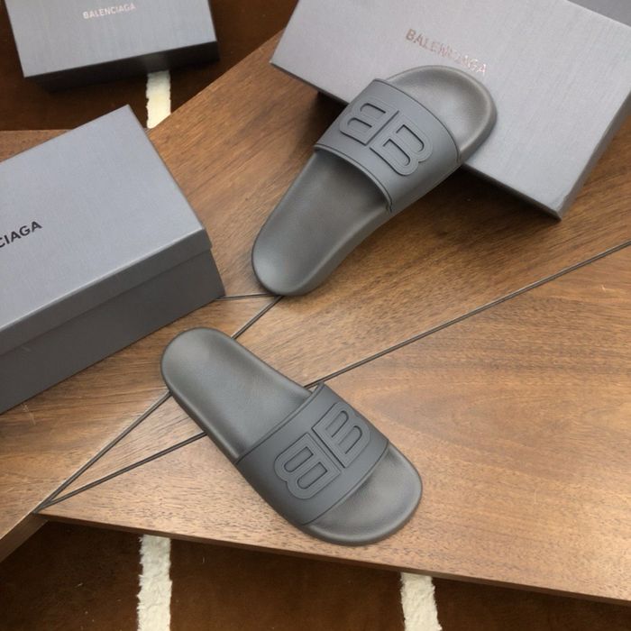 Balenciaga  Шльопанці