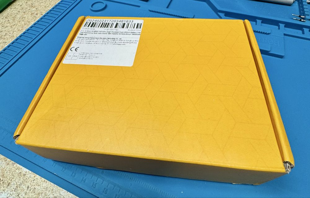 Тестер внутреннего сопротивления аккумуляторов YR1035+