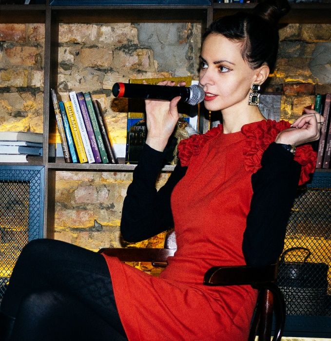 Вокалистка ищет новый проект/ группу/ продюсера