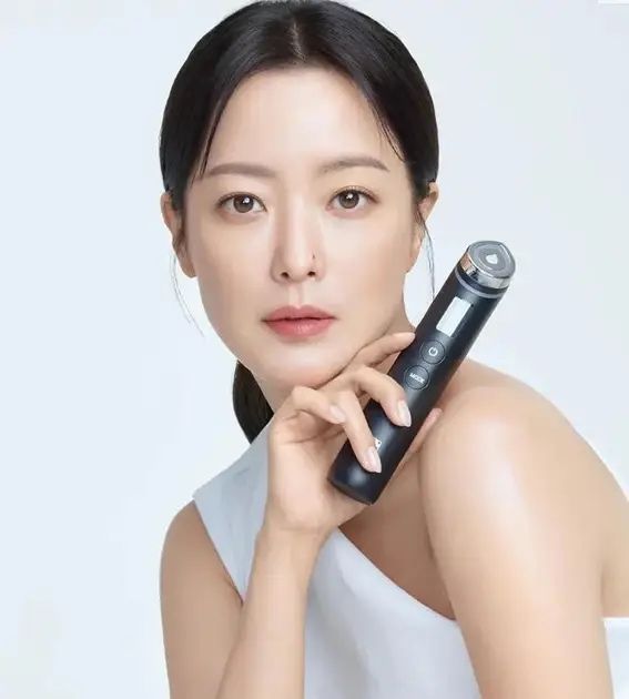 Medicube Age-R Booster Pro