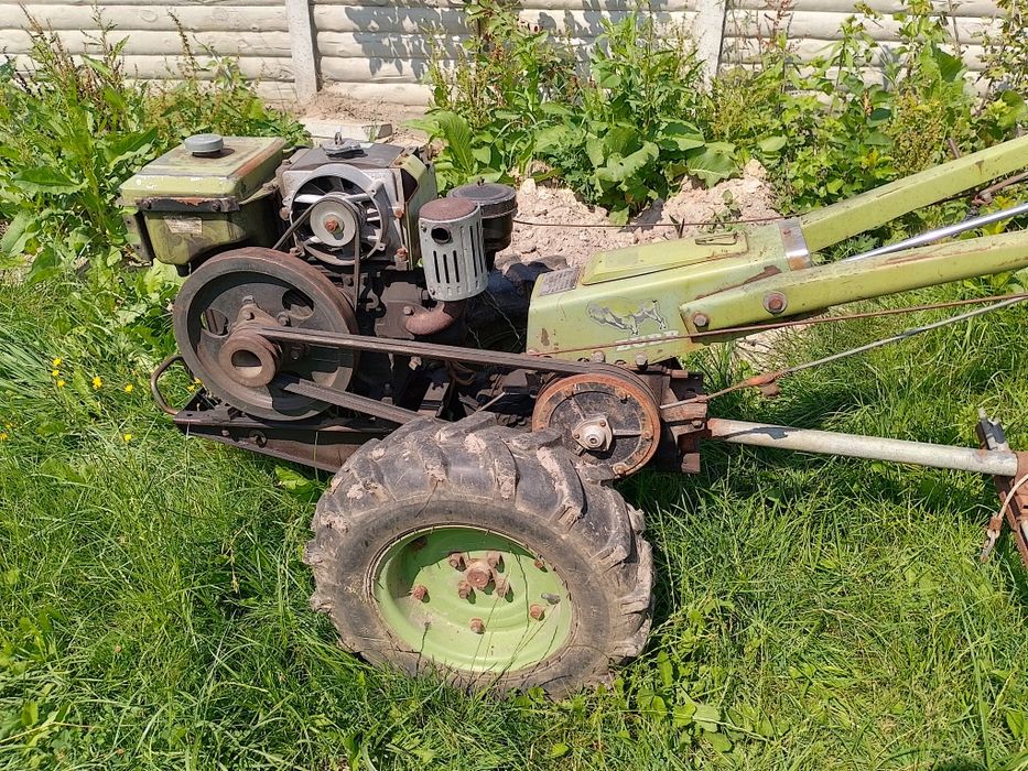 Продам Мотоблок Зубр 8