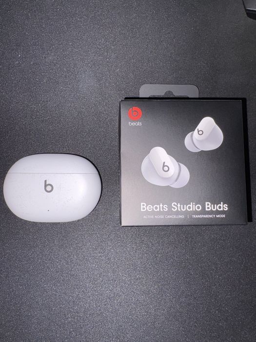 Beats studio buds