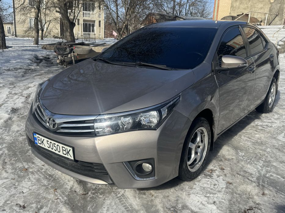 ПРОДАМ  Тойота корола