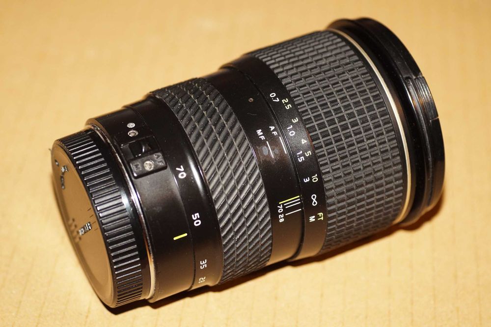Tokina AF 28-70mm f/2.8 AT-X Pro для Canon