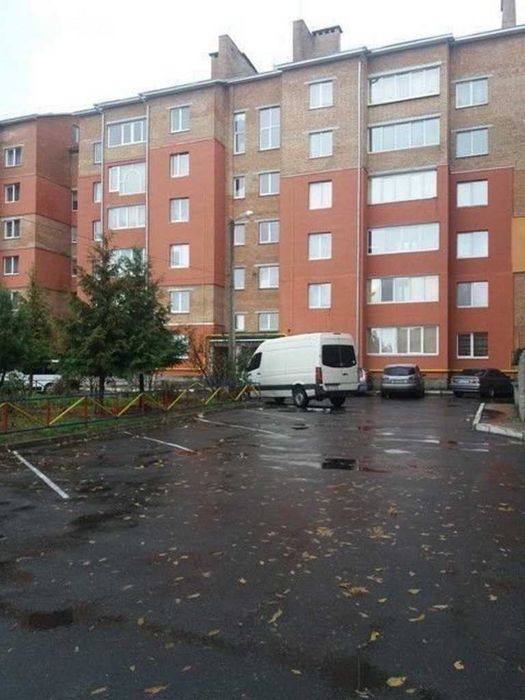 Продаж 3-кім.квар вул.Народної Волі,1-А