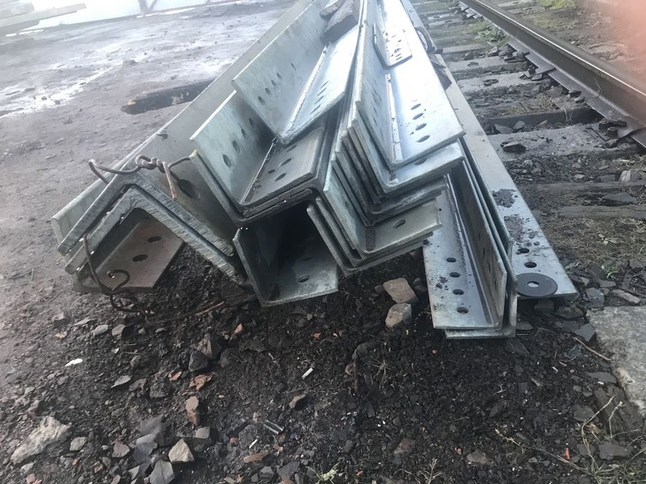 Кутник а асортименті