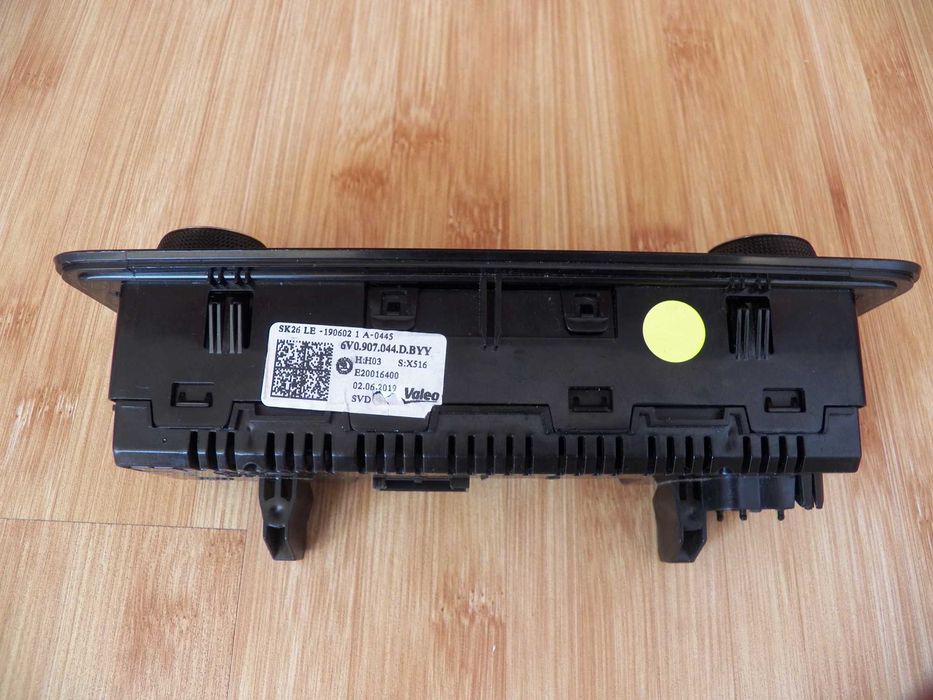 Панель управління кліматом 6V0907044 Skoda Fabia III SLASK