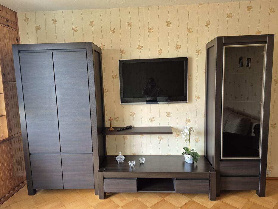 Eleganckie meble Black Red White – kolor wenge | Bardzo dobry stan