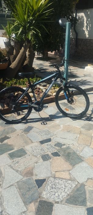 Bicicleta Berg travões hidráulicos