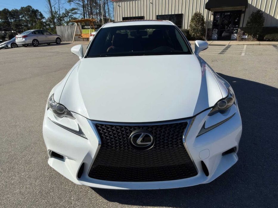 Lexus IS 200t      2016