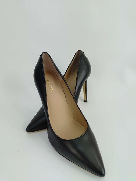 Buty Szpilki  Guess Gavi 9 FL7GA9 LEA08 Czarny  rozmiar 35