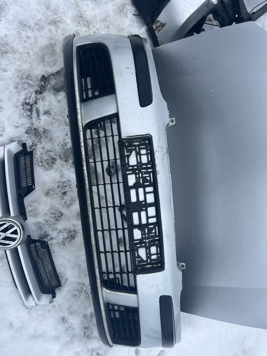 Продам бампер volkswagen golf 5