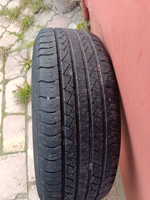 Шини колеса 235 65 17
