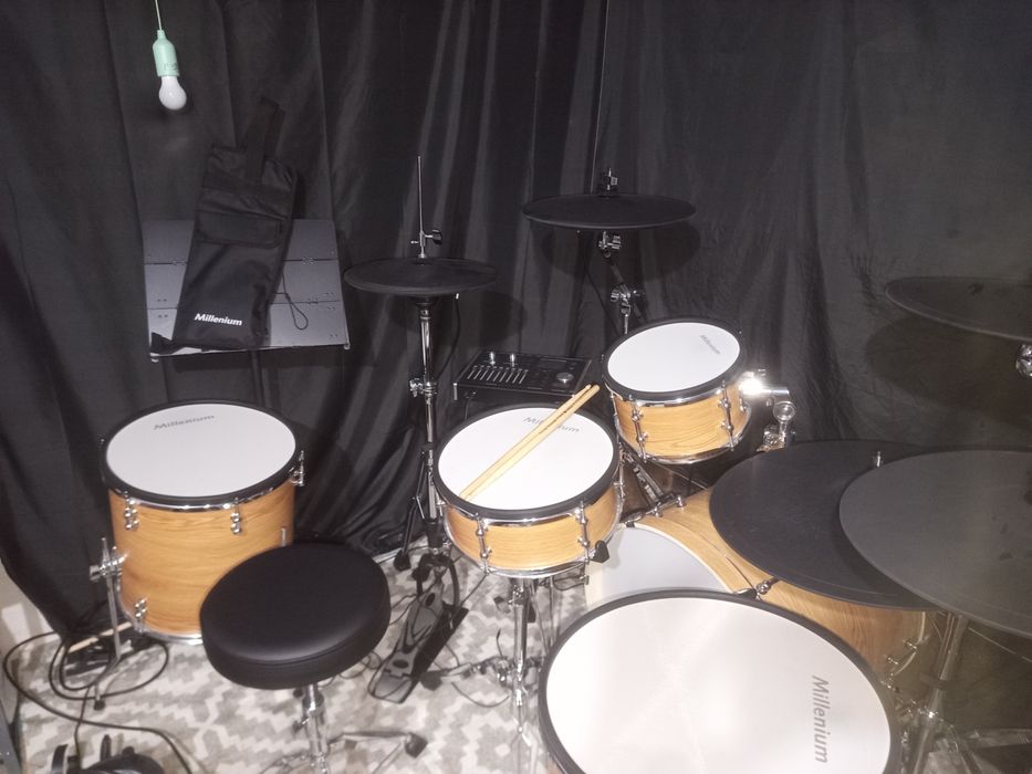 Bateria Millennium mps-1000 como nova