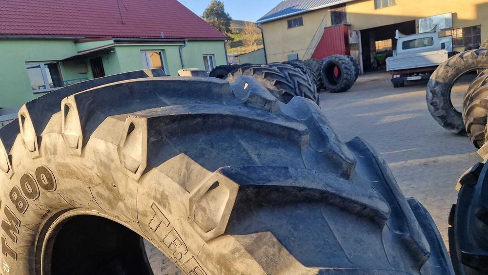 650/65r42 Trelleborg 70% bez napraw 2019r