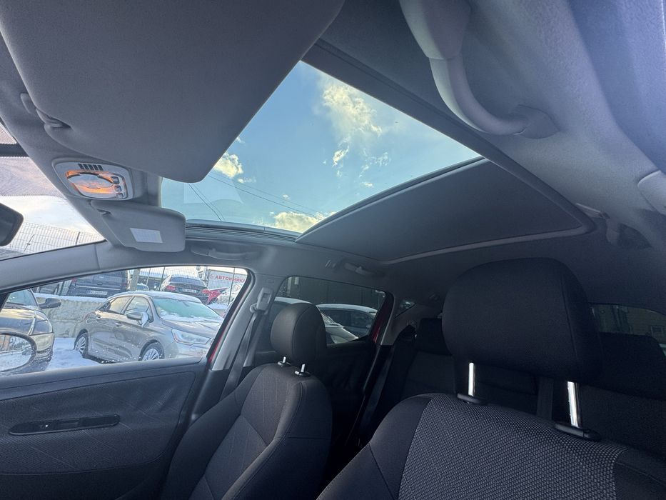 Peogeot 207 sw пежо 207