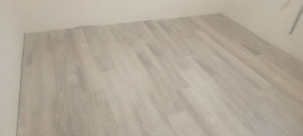 Укладка ламінату!