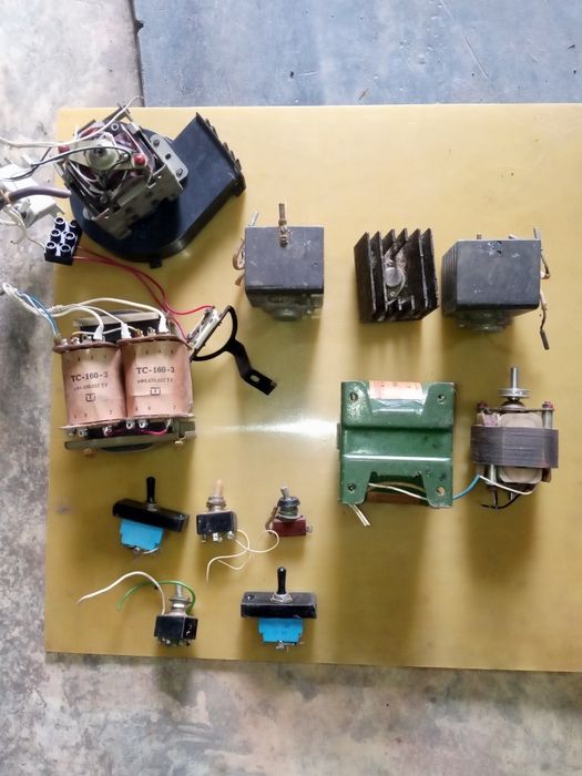 Продам  ,конденсаторы