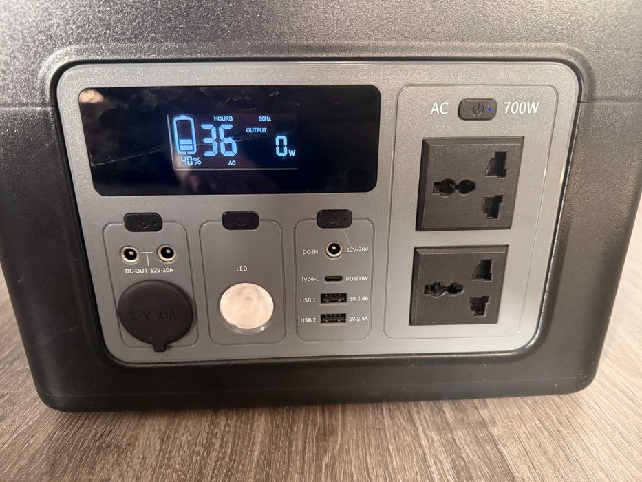 Станція живлення XO PSA 700 в ідеальному стані.