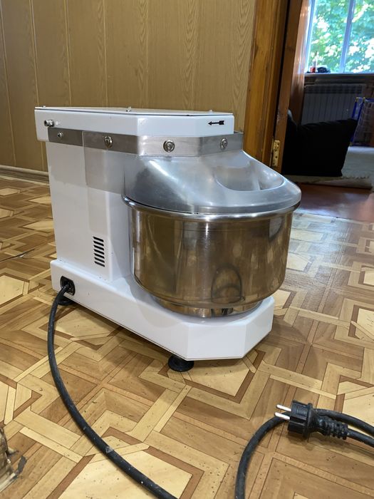 Тестомес спиральный Avancini SP 5