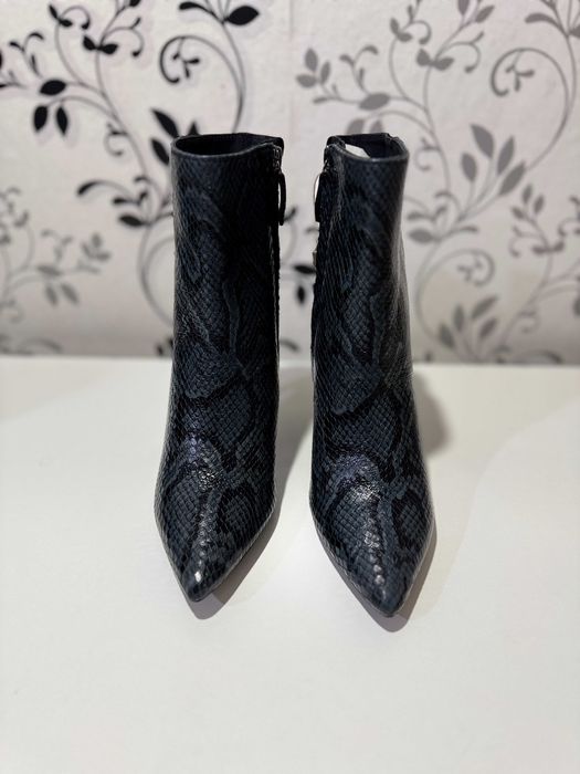 Чобітки  жіночі Geox, 36р