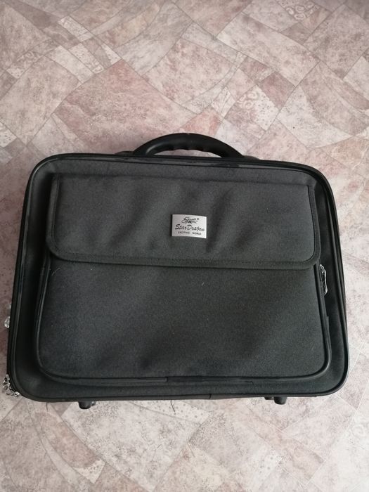 Сумка для документів і не тільки