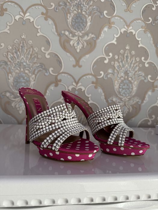 Жіночі босоніжки / GINA / 37-38 розмір / NEW