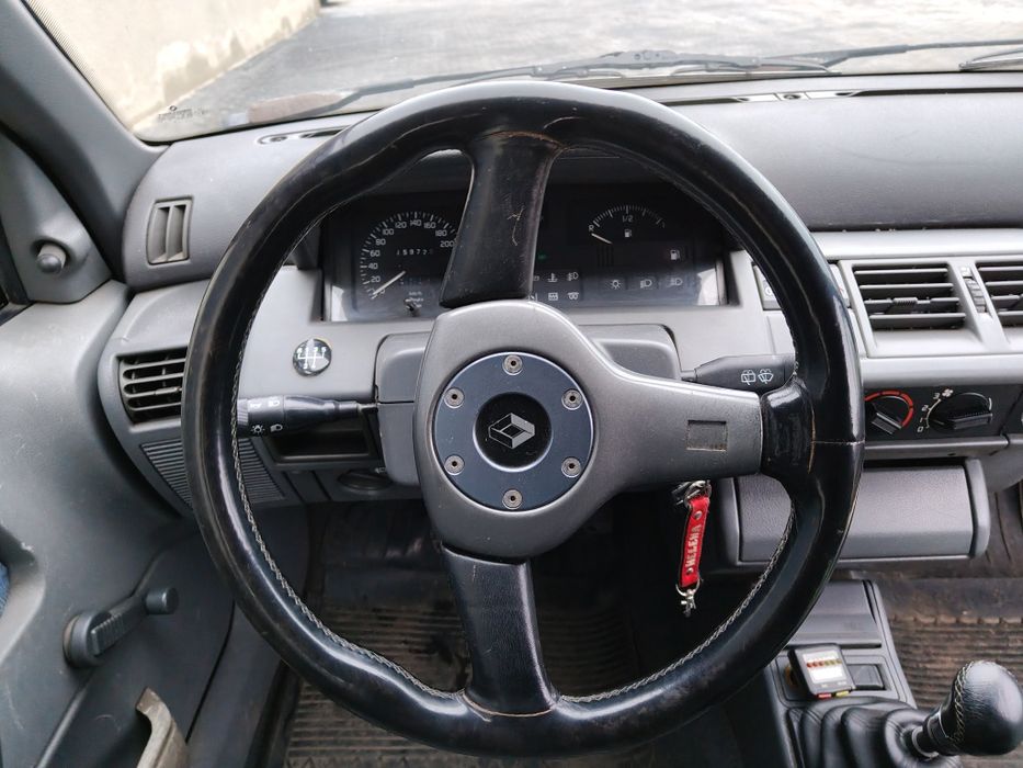 Renault Clio 1,2 benzyna 159 tyś przebiegu