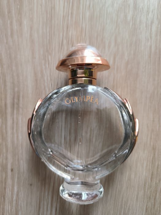 Sprzedam pusty flakon po Olympea