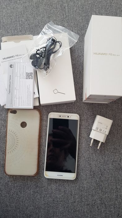 Смартфон Huawei P8 lite 2017