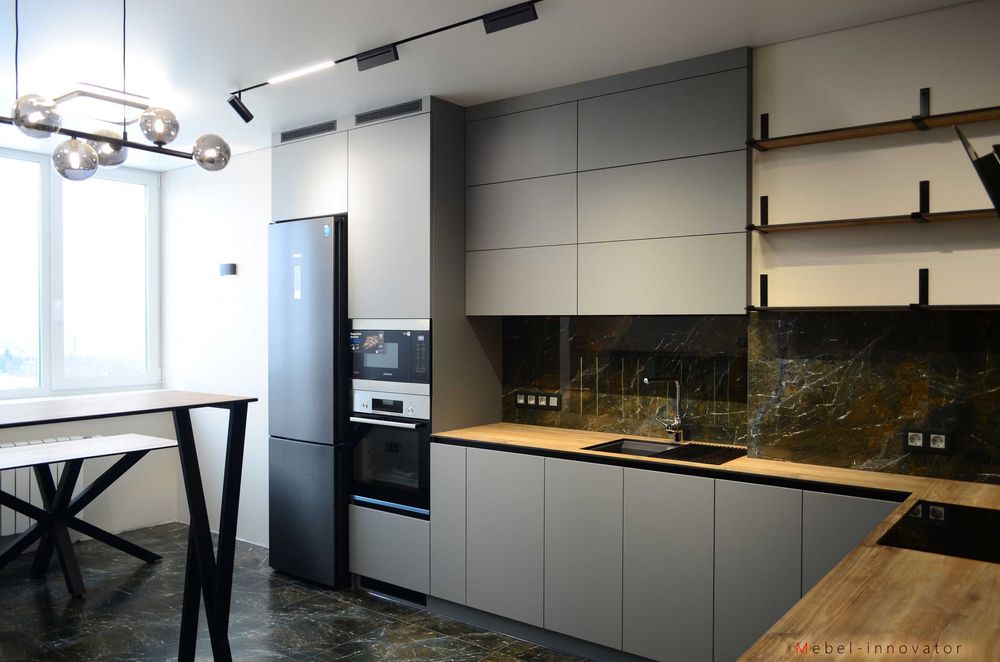 Мебель на заказ! Шкафы, прихожие, кухни!